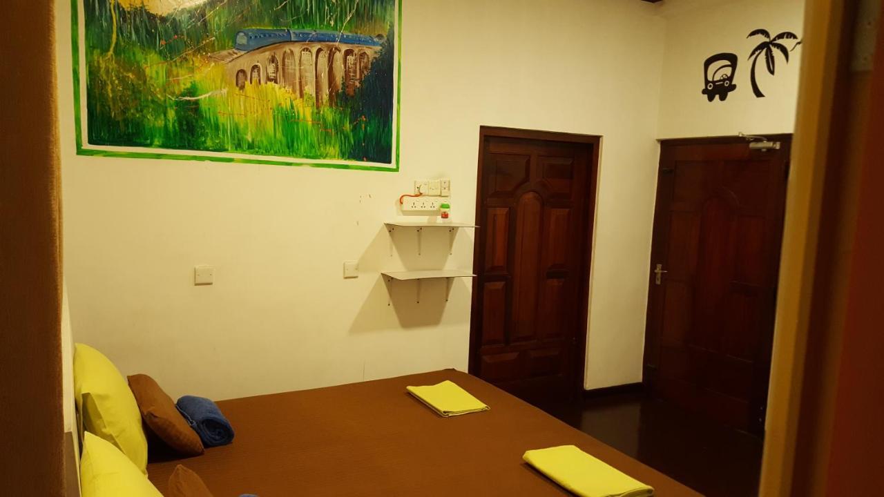 Albergue The Backpack Hub At Weligama Exterior foto
