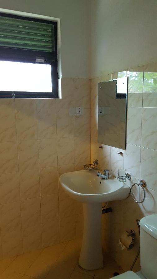 Albergue The Backpack Hub At Weligama Exterior foto