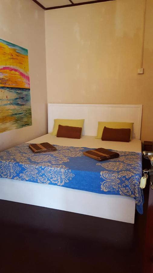 Albergue The Backpack Hub At Weligama Exterior foto